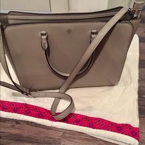 Tory Burch Robinson Tote